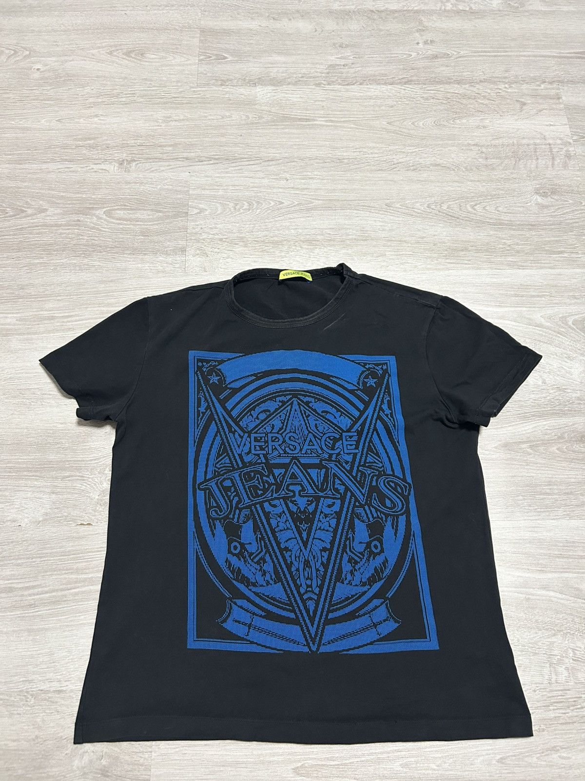 Versace Vintage Versace Jeans Couture T-shirt faded black size S Size US S / EU 44-46 / 1 - 1 Thumbnail