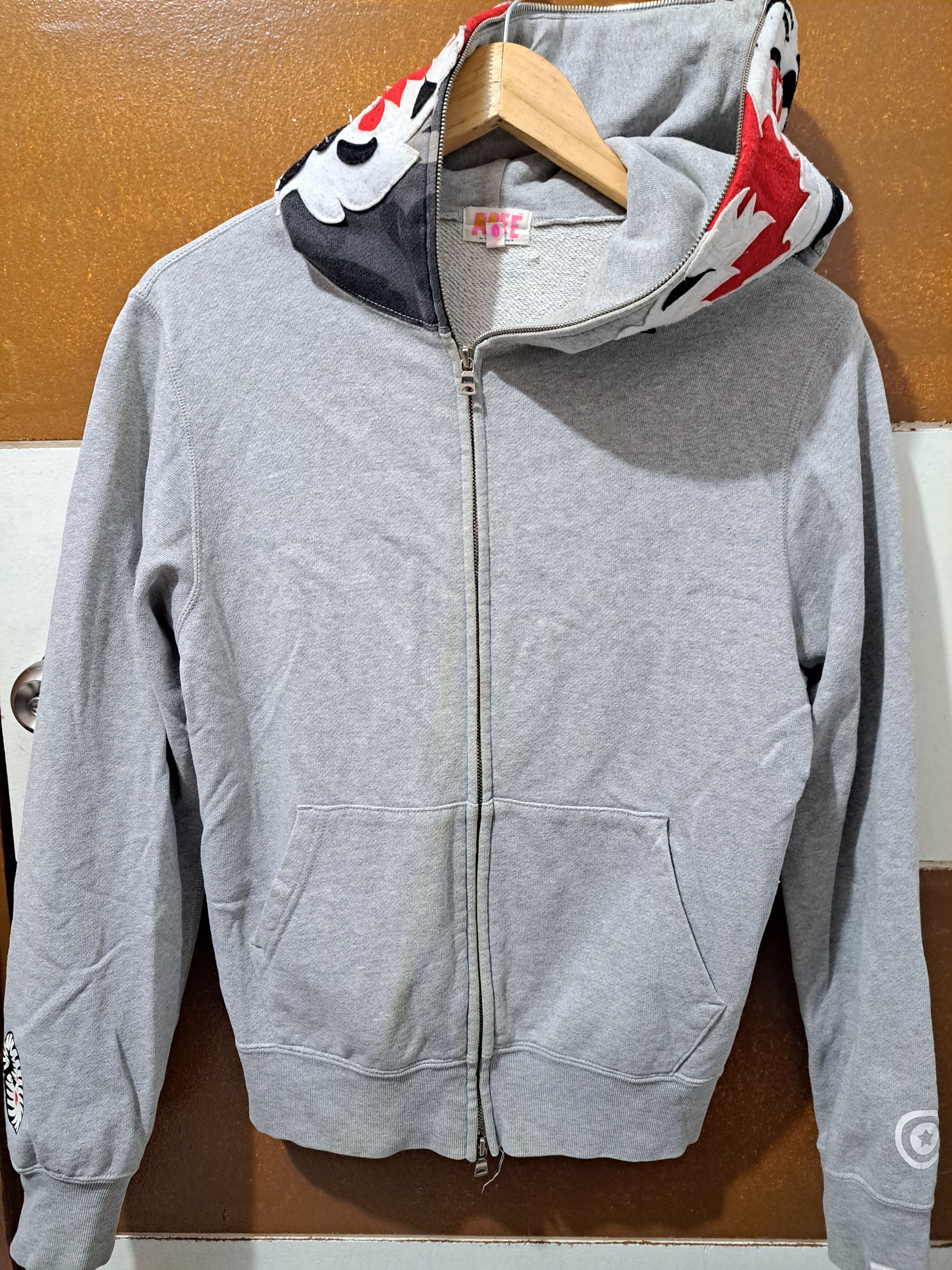 Bape Bape Tiger Shark Hoodie Size S / US 4 / IT 40 - 3 Thumbnail