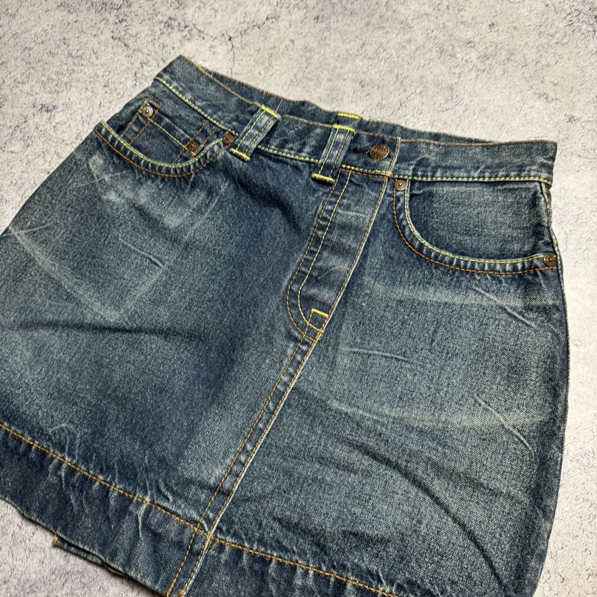 Evisu Vintage Evisu Rare Denim Skirt Size 30" / US 8 / IT 44 - 4 Thumbnail