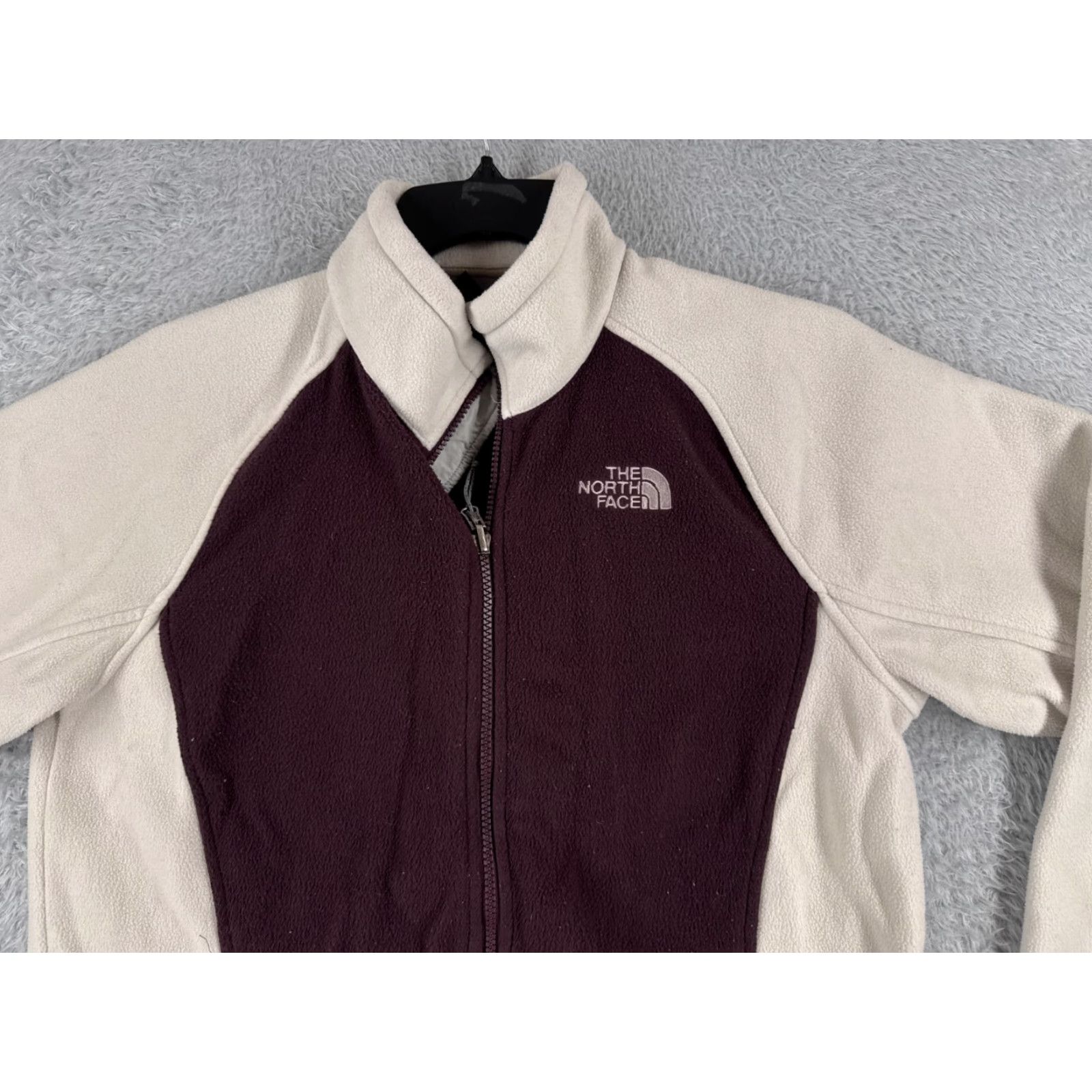 The North Face VINTAGE The North Face Jacket Womens Large White Red Full Zip Pockets Mock Neck Walking Size L / US 10 / IT 46 - 4 Thumbnail