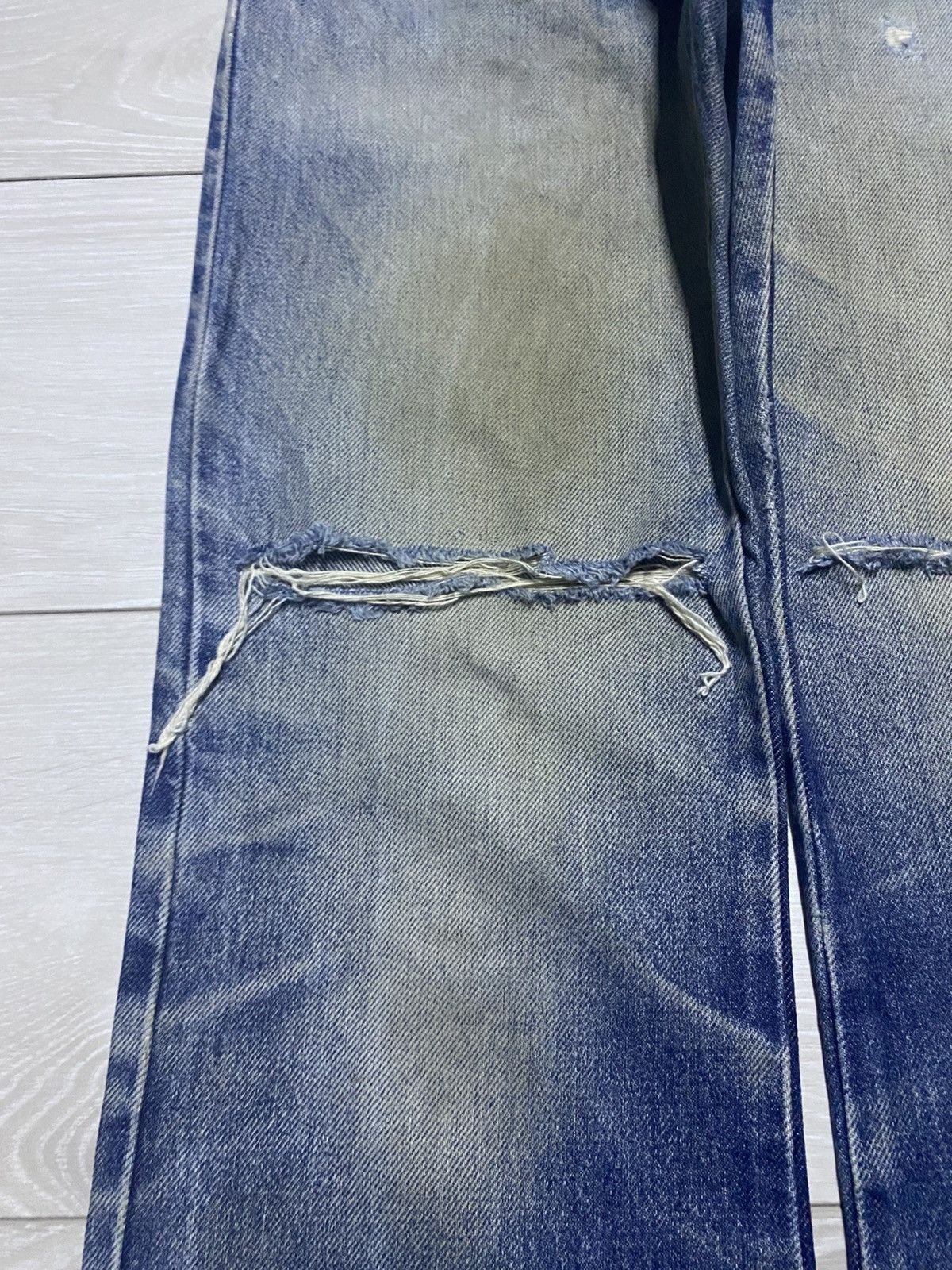 Levi's Vintage Levis 517 Mud Wash Distressed Bootcut Jeans Size US 29 - 7 Thumbnail