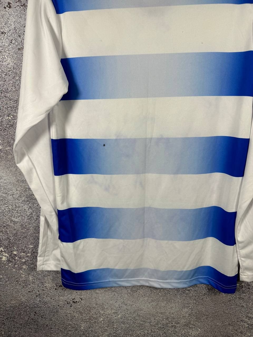 Puma × Vintage Reading 2016/17 Puma Jersey All Team Autographs Blokcore S Size US S / EU 44-46 / 1 - 12 Thumbnail