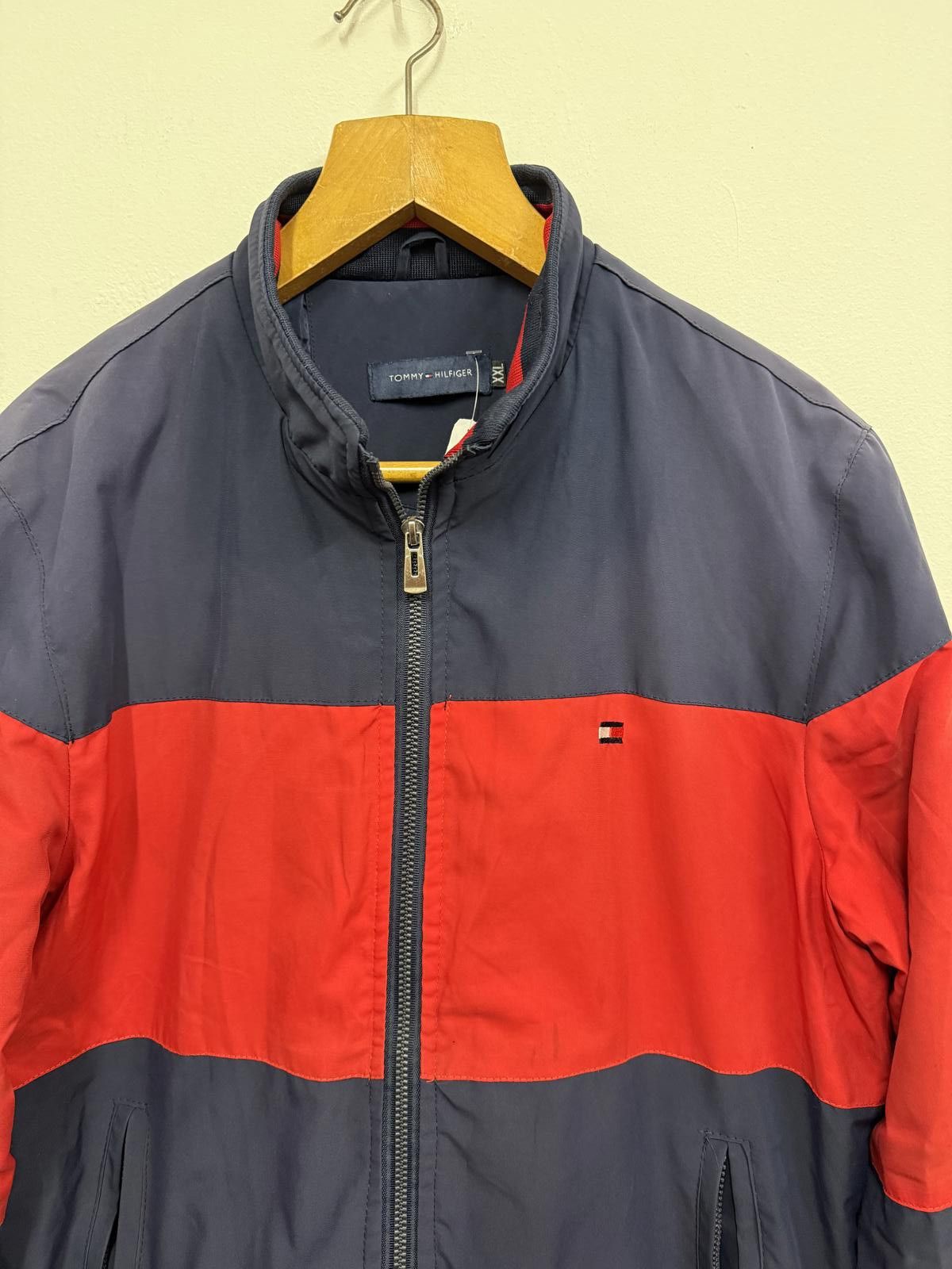 Tommy Hilfiger Tommy Hilfiger Men's XXL Navy and Red Colour Block Jacket Size US XXL / EU 58 / 5 - 3 Thumbnail