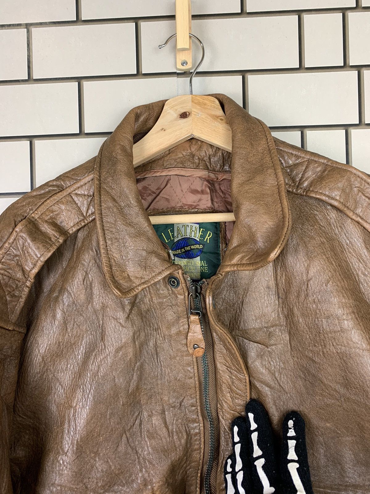 14th Addiction Vintage Japanese Brand Leather Bomber Jacket Size US L / EU 52-54 / 3 - 16 Thumbnail