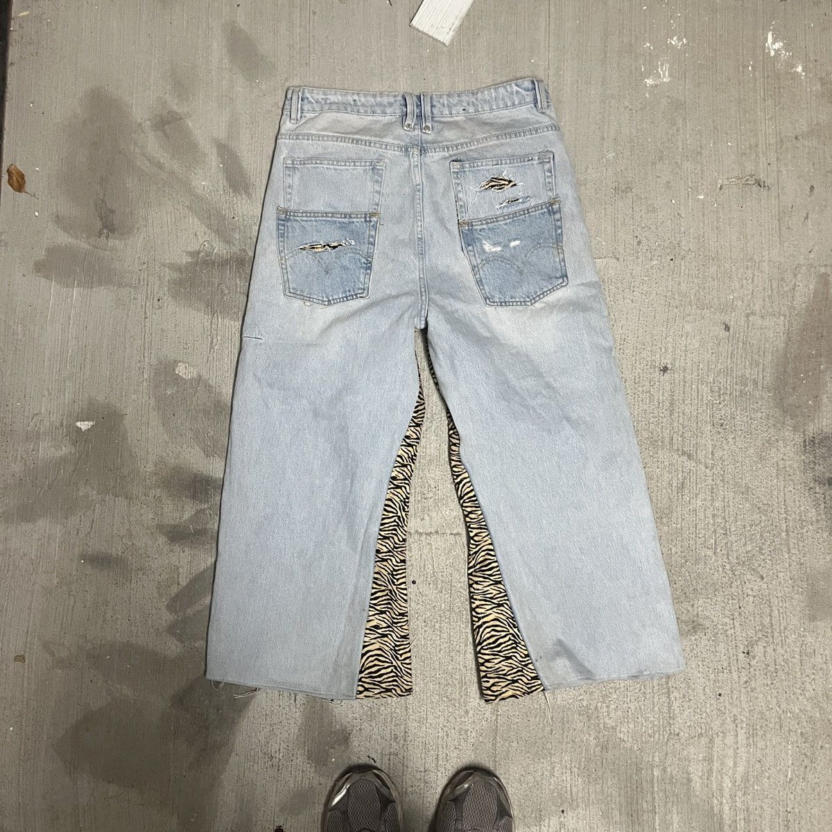 Other Stone Studios Tiger Boot Cut Blue Jeans Size 32" / US 10 / IT 46 - 2 Thumbnail