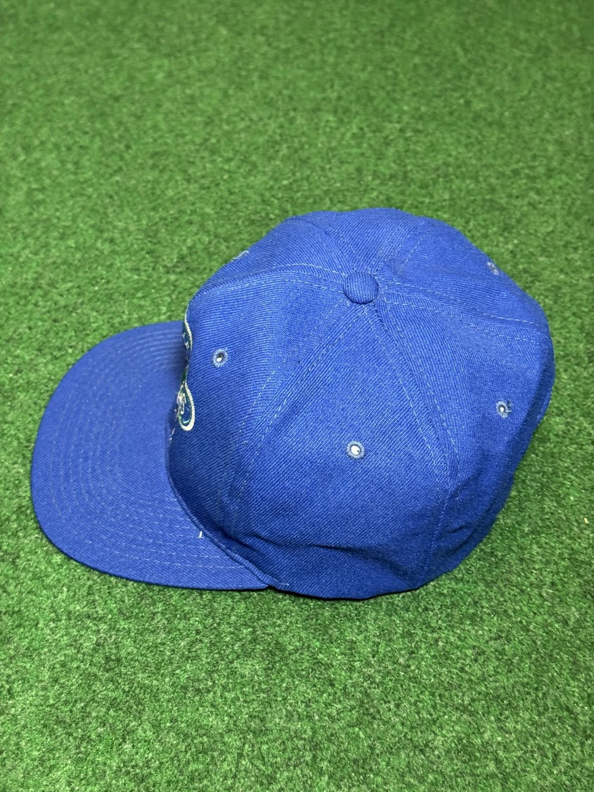 Sports Specialties Vintage 80s Seattle Seahawks Script SnapBack Hat Cap Size ONE SIZE - 4 Thumbnail
