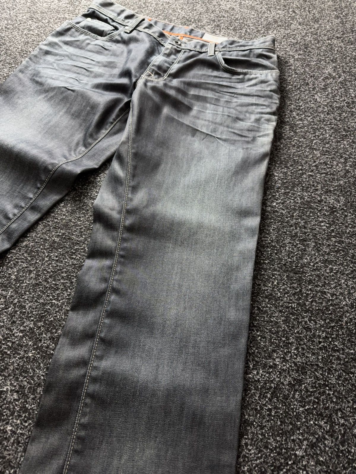 Hugo Boss Avant Garde 00s Vntg Hugo Boss Black Denim Jeans Regular Fit Size US 34 / EU 50 - 4 Thumbnail