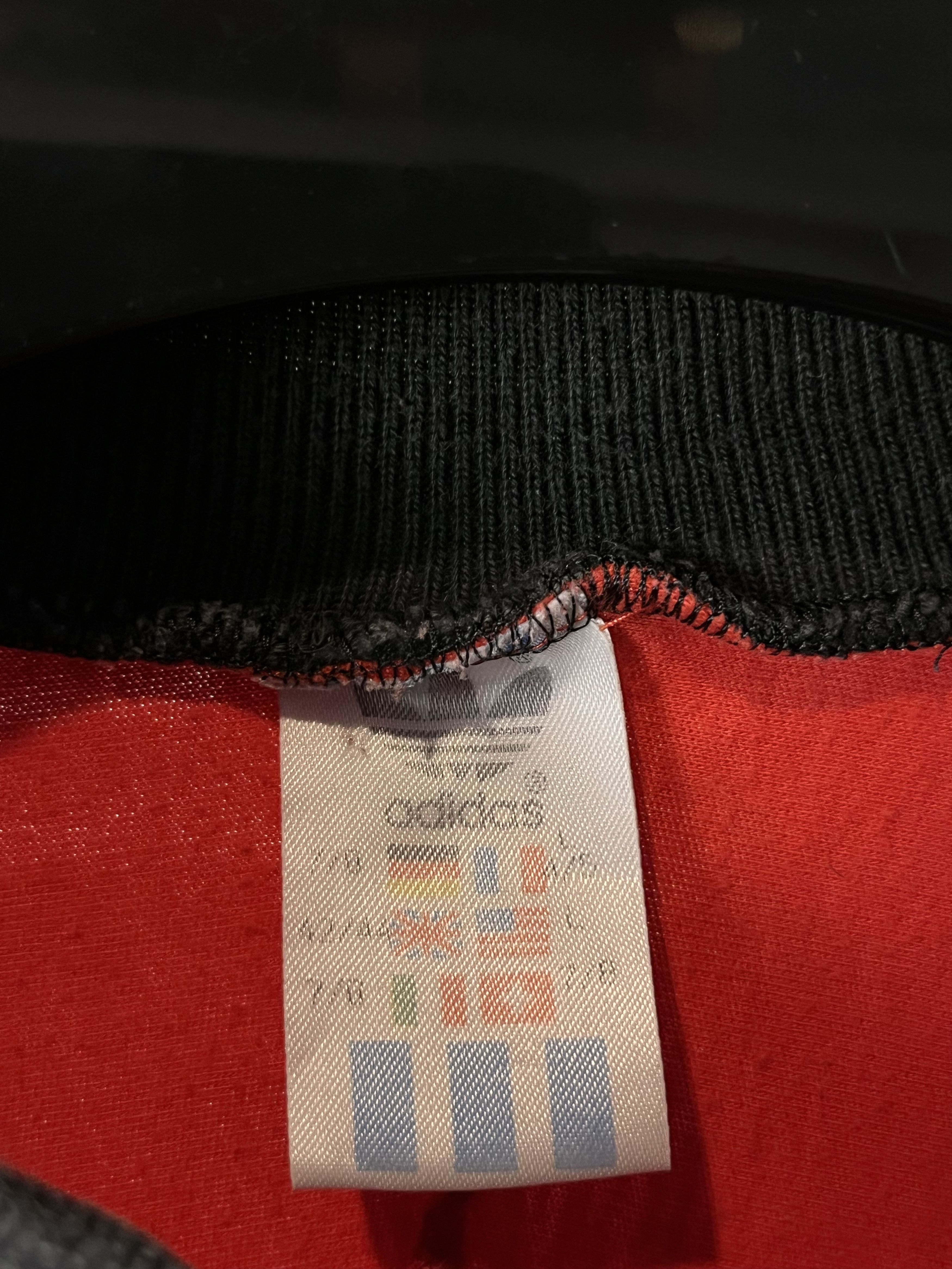 Vintage 1990 Adidas Goalkeeper Jersey Red Paint Splatter Padded Size US L / EU 52-54 / 3 - 4 Thumbnail