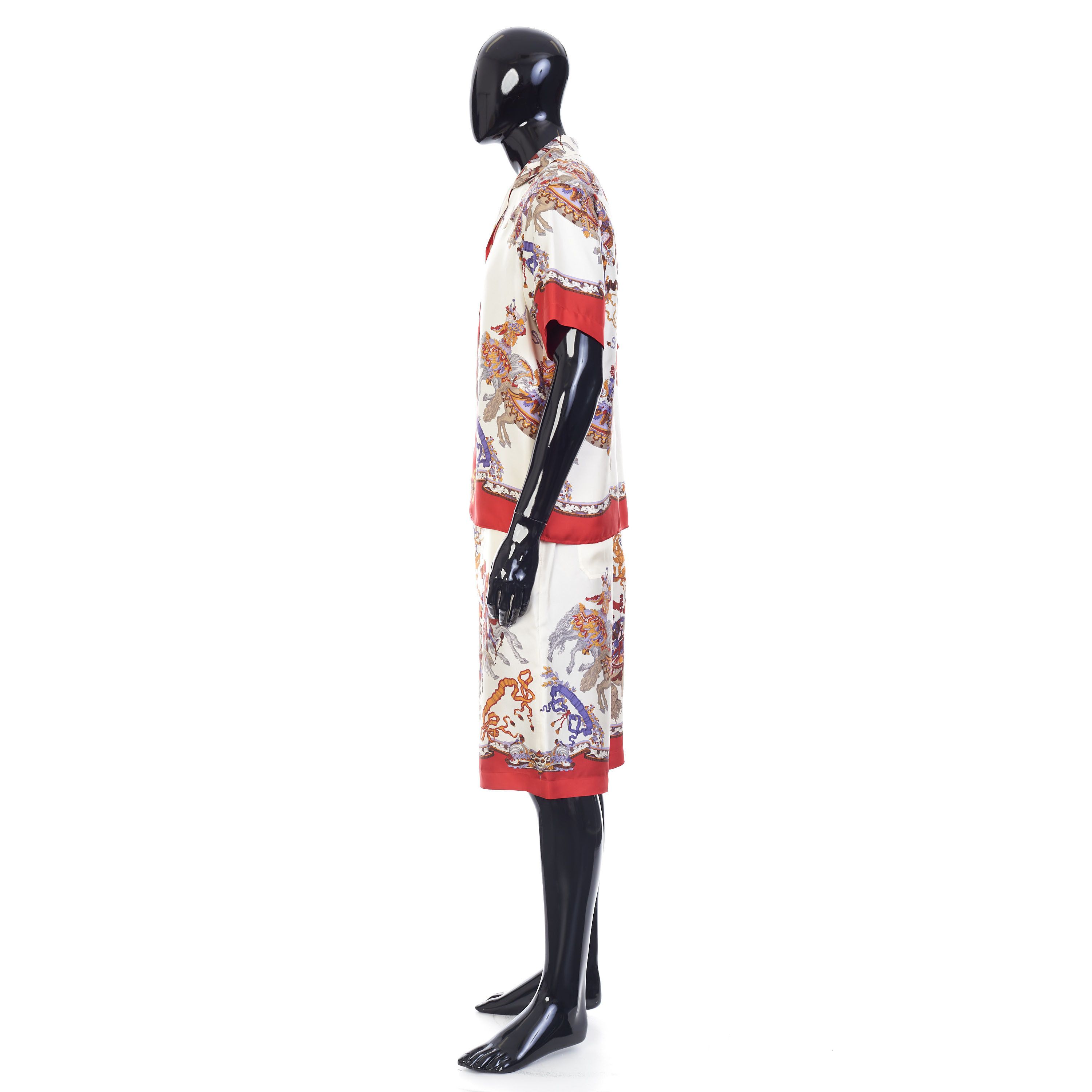 Gucci Bowling Shirt In Ivory And Red Printed Silk Size US M / EU 48-50 / 2 - 3 Thumbnail
