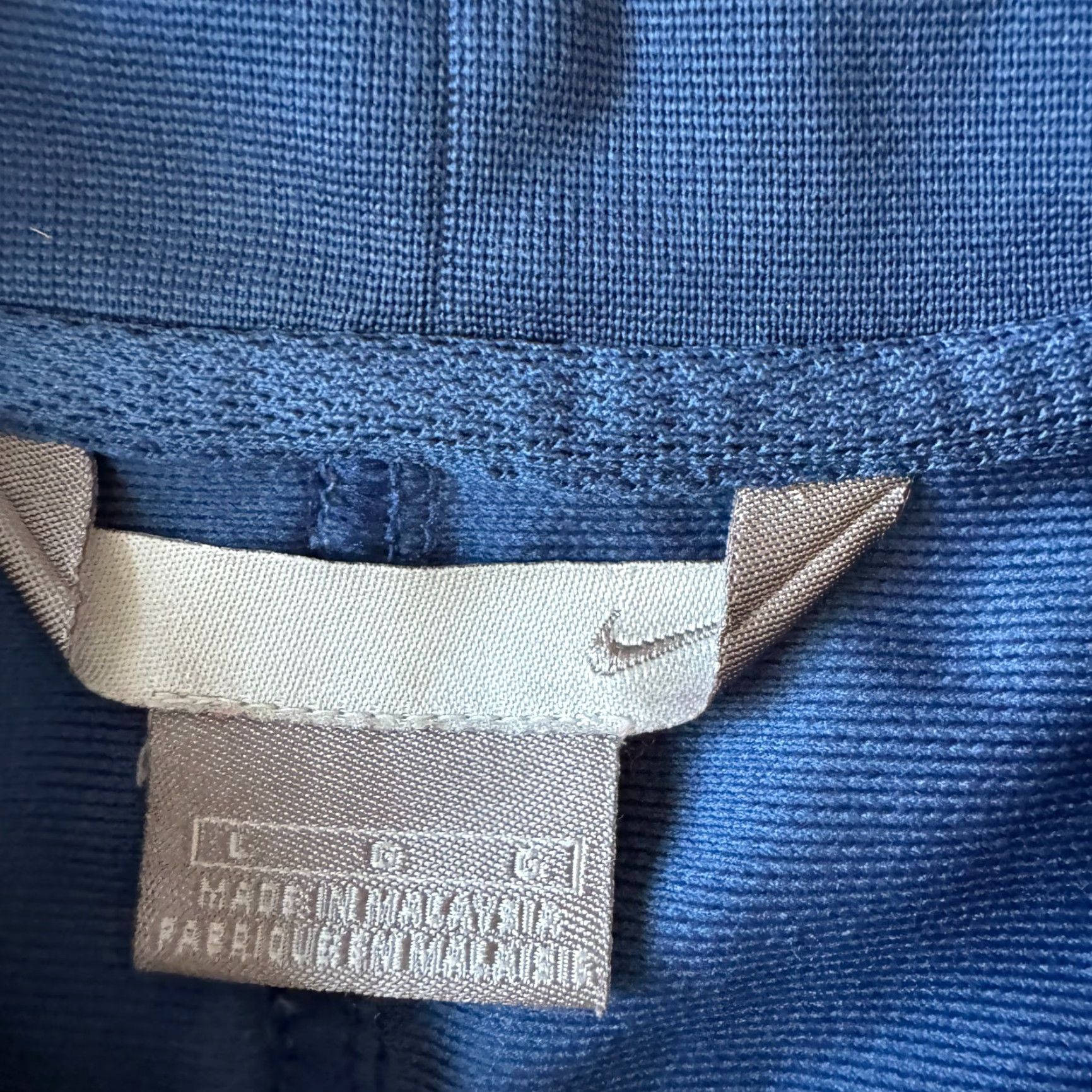 Nike Nike Shirt Mens Large Blue Athletic Top Pullover Swoosh Long Sleeve Train Size US L / EU 52-54 / 3 - 4 Thumbnail