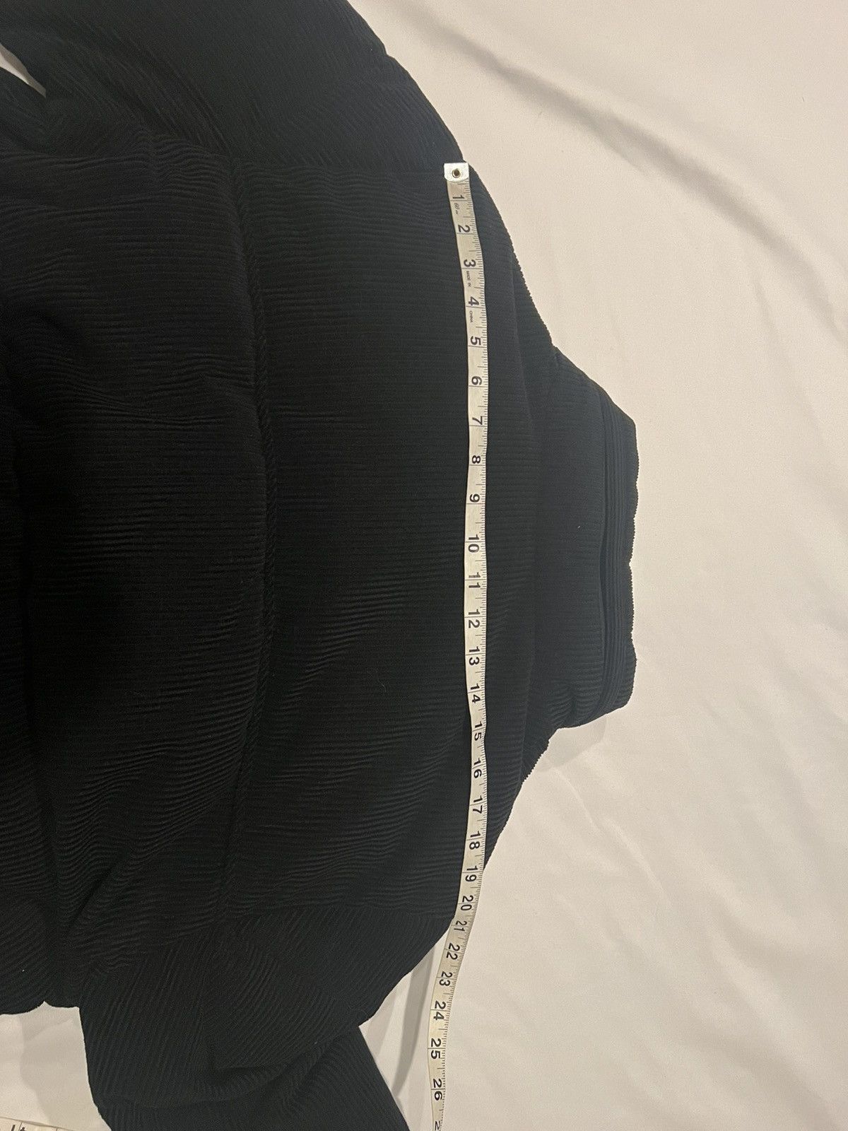 Saint Laurent Paris Saint Laurent men’s corduroy puffer jacket. 50/L $2390 Size US M / EU 48-50 / 2 - 9 Thumbnail