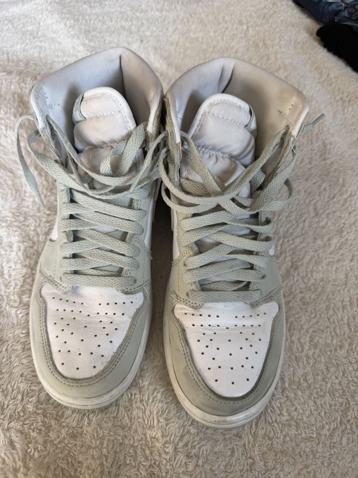 Jordan Brand Nike Air Jordan 1 High Light Green Women’s 7.5 (M 6) – Used Size US 7.5 / IT 37.5 - 3 Thumbnail