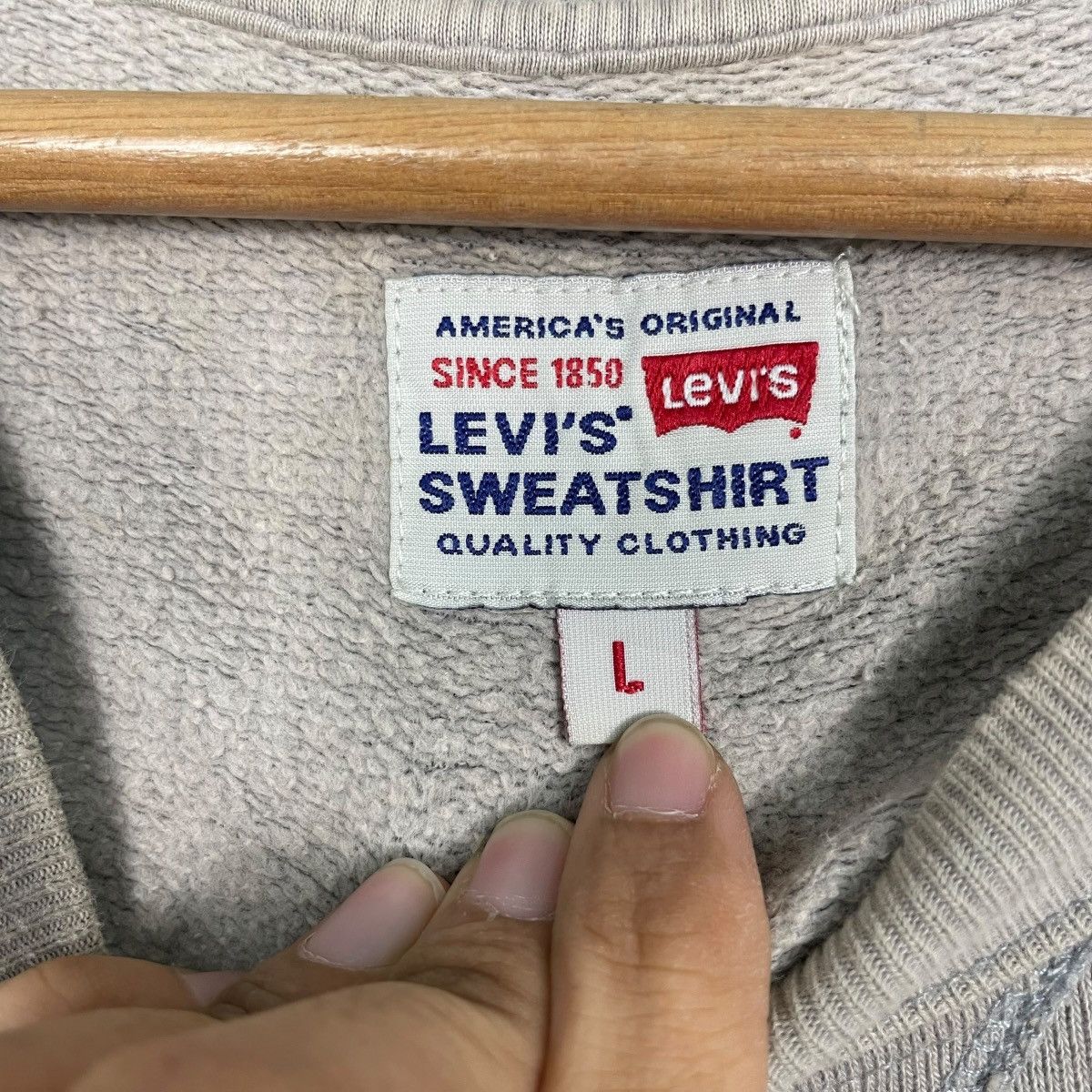 Levi's Vintage Levi’s 12 Cal USA Crewneck Sweatshirt Size US L / EU 52-54 / 3 - 12 Thumbnail