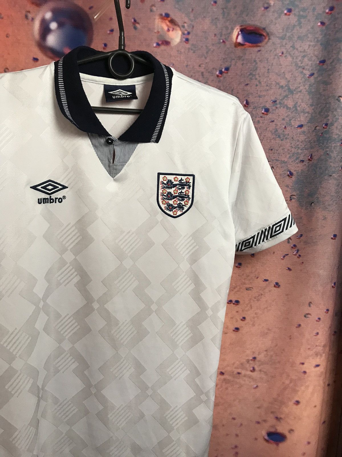 Umbro Vintage Umbro England 1992 home jersey Size US M / EU 48-50 / 2 - 1 Thumbnail