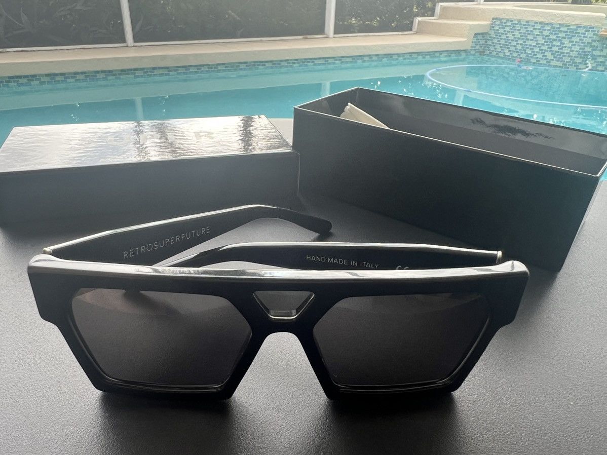 Retrosuperfuture Retrosuperfuture amazing, futuristic shaped black sunglasses Size ONE SIZE - 2 Thumbnail