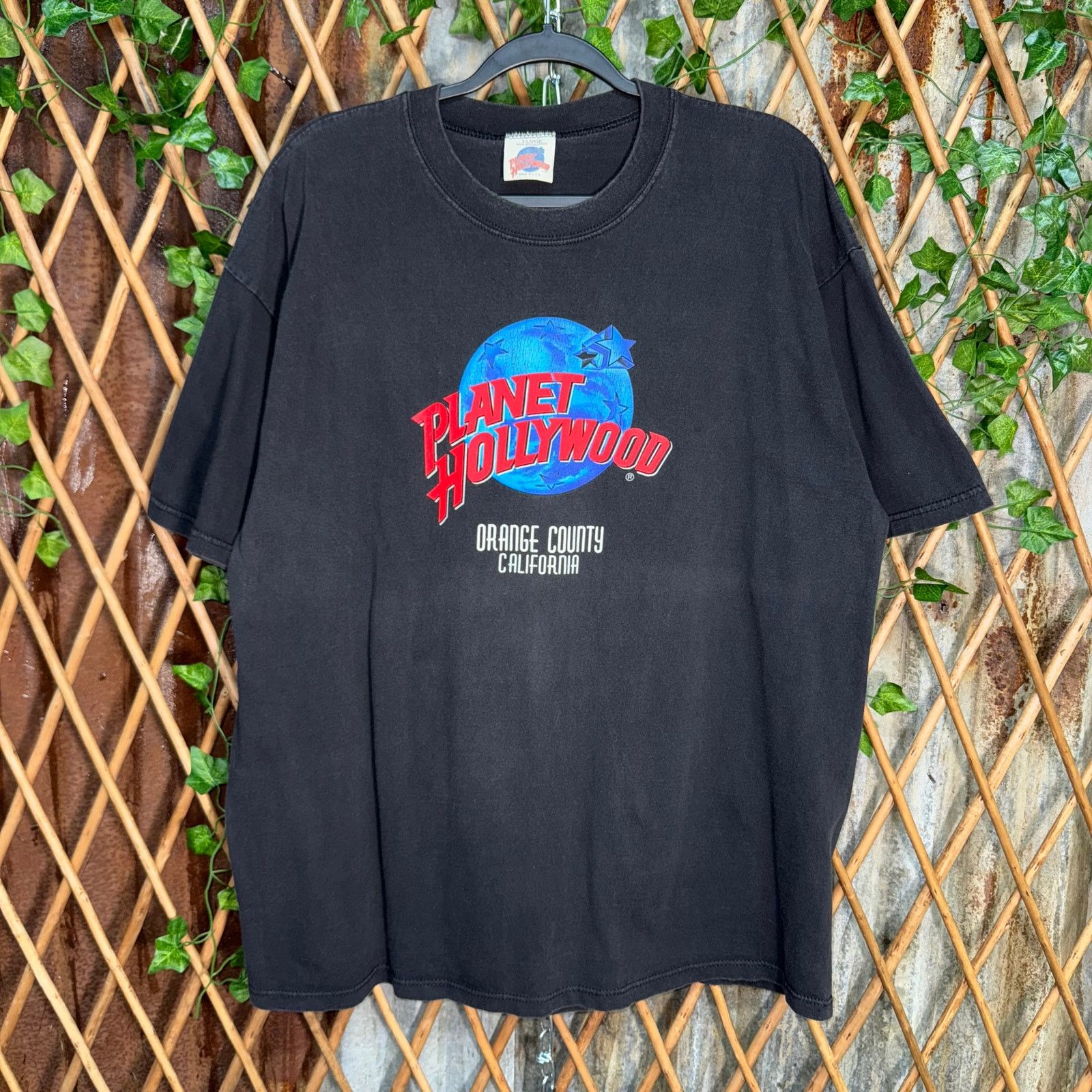 Planet Hollywood Vintage Y2K Planet Hollywood Orange County Ca 1990s t-shirt Size US XL / EU 56 / 4 - 1 Thumbnail