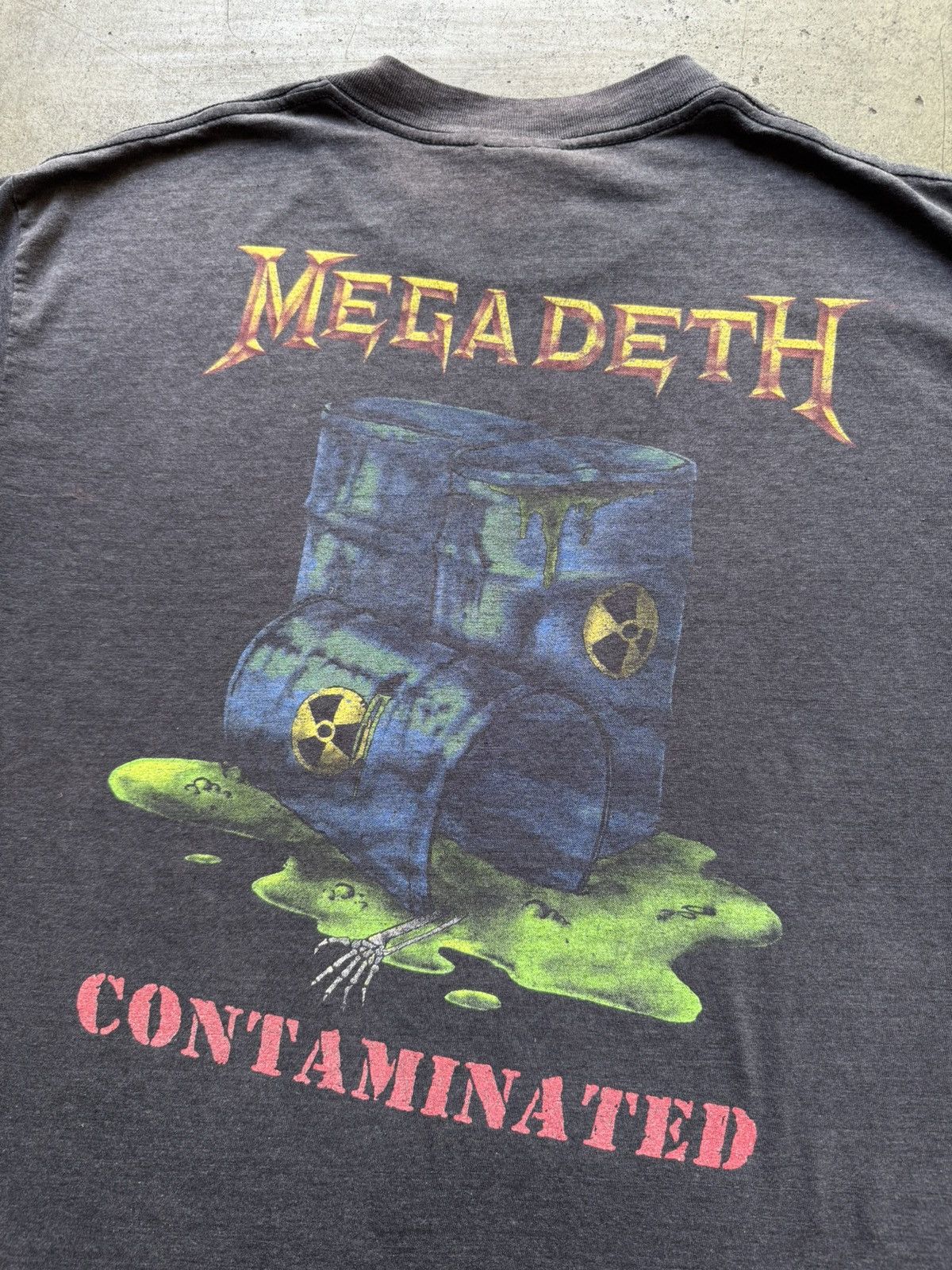 Vintage Vintage 1989 Megadeth Contaminated Tour Band Tee Shirt Size US L / EU 52-54 / 3 - 6 Thumbnail