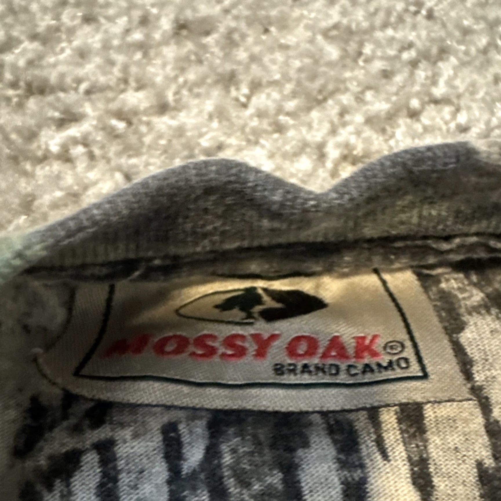 Vintage VINTAGE Mossy Oak Camo Camouflage Hunting Shirt XL Long Sleeve Pocket T-Shirt Mens Size US XL / EU 56 / 4 - 5 Thumbnail