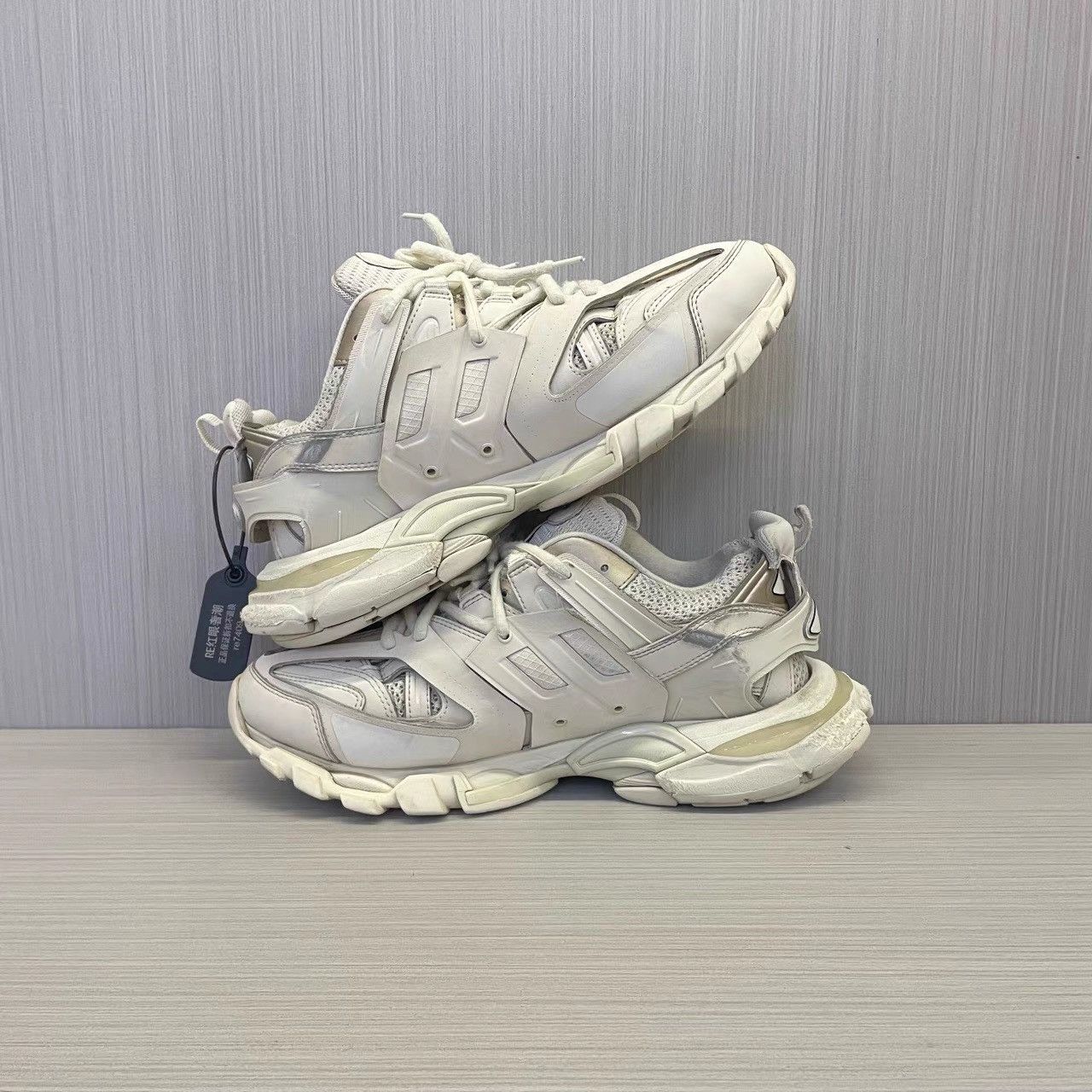 Balenciaga Balenciaga Track Off-white Dad Sneakers K28 Size US 9 / EU 42 - 5 Thumbnail