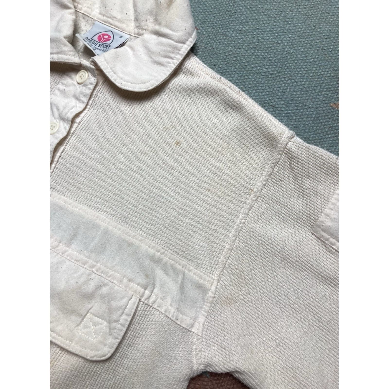 Vintage Vintage 80s Megasport Small White Long Sleeve Henley T-Shirt User: Vintage 80s Megasport Small White Long Sleeve Henley T-Shirt Size US S / EU 44-46 / 1 - 4 Thumbnail