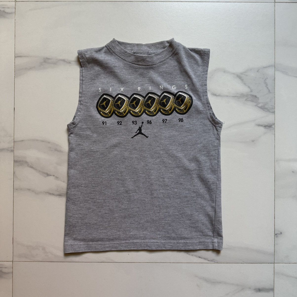 Jordan Brand × Vintage Vintage Y2K Jordan Six Rings Boys T-Shirt Size US XXS / EU 40 - 2 Thumbnail