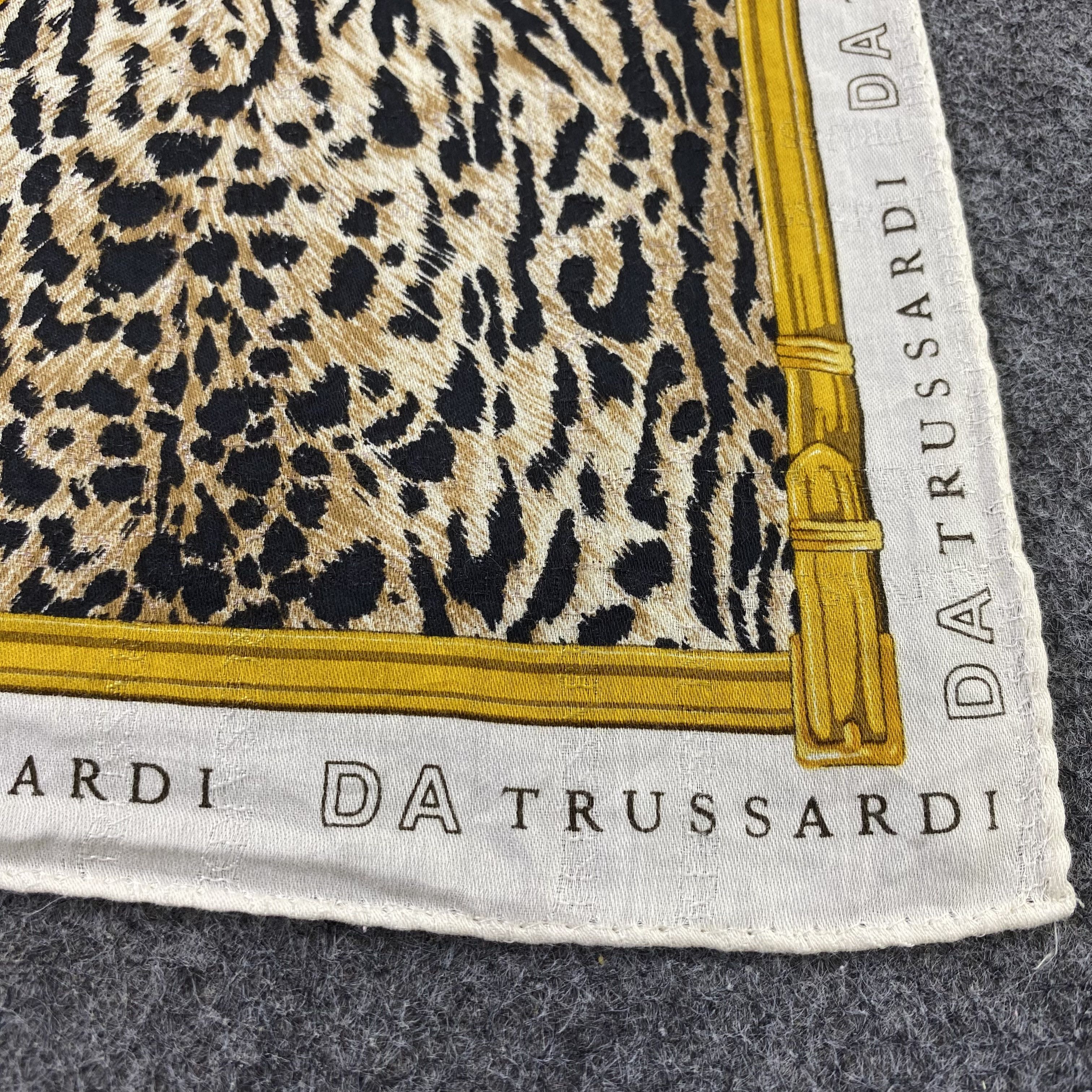 Trussardi Trussardi Handkerchief Neckerchief Bandana-B1680 Size ONE SIZE - 7 Thumbnail