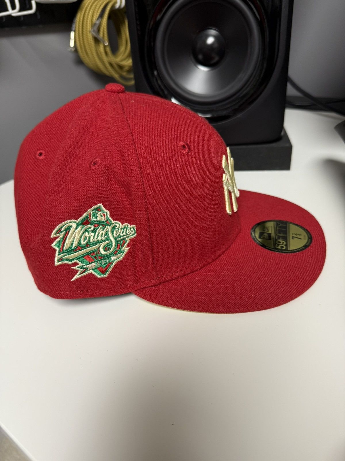 New Era New Era X New York Yankees Big Apple size 7 3/4 Size ONE SIZE - 2 Thumbnail