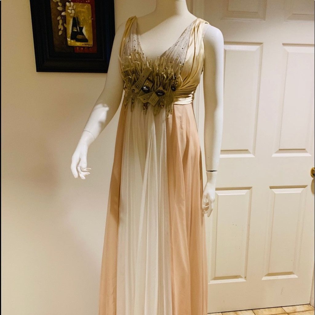 Other 💲💲SALE 💲💲Designer dress in beige size 40 Size S / US 4 / IT 40 - 1 Thumbnail
