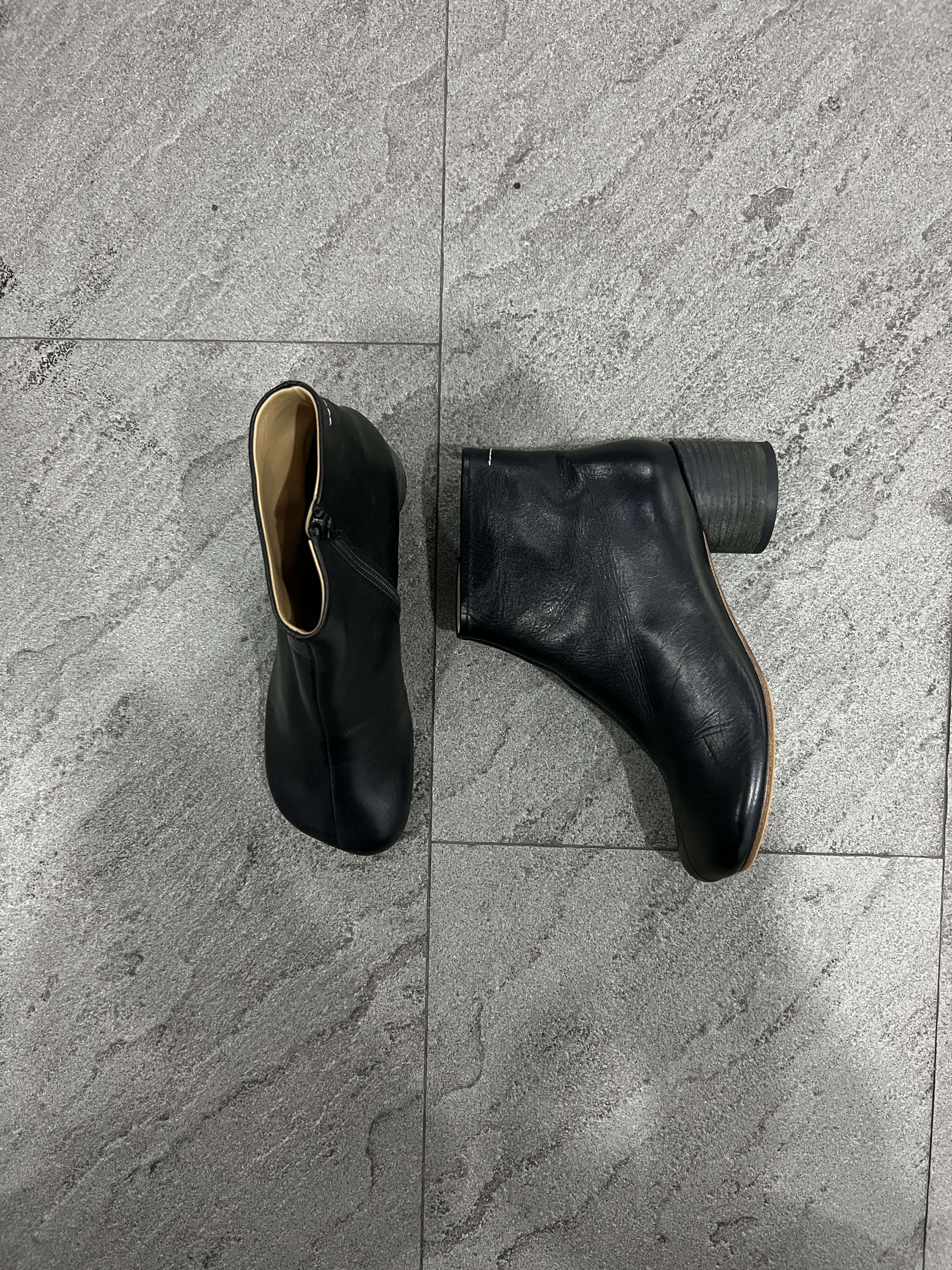 Maison Margiela MM6 Maison Margiela Black Leather Ankle Boot Heel EU37 Size US 7 / IT 37 - 2 Thumbnail