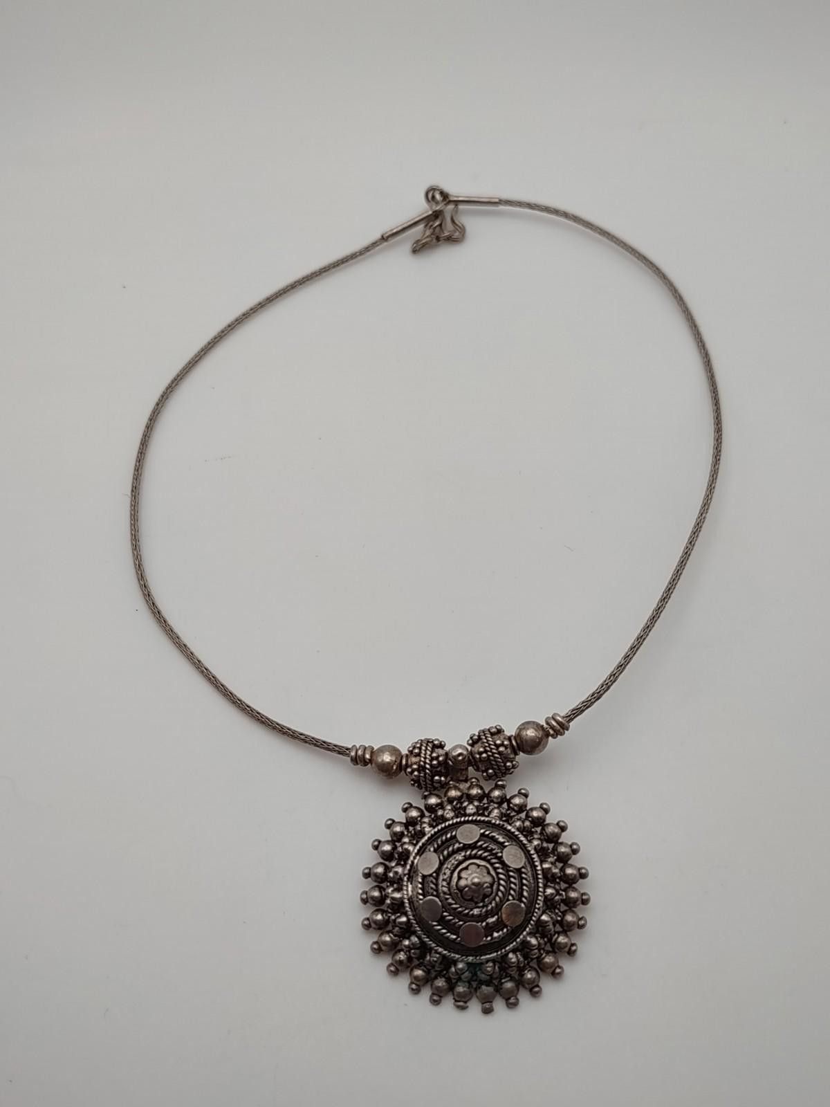 The Unbranded Brand Artisan Boho Sunburst Pendant Choker Necklace 15” Size ONE SIZE - 2 Thumbnail