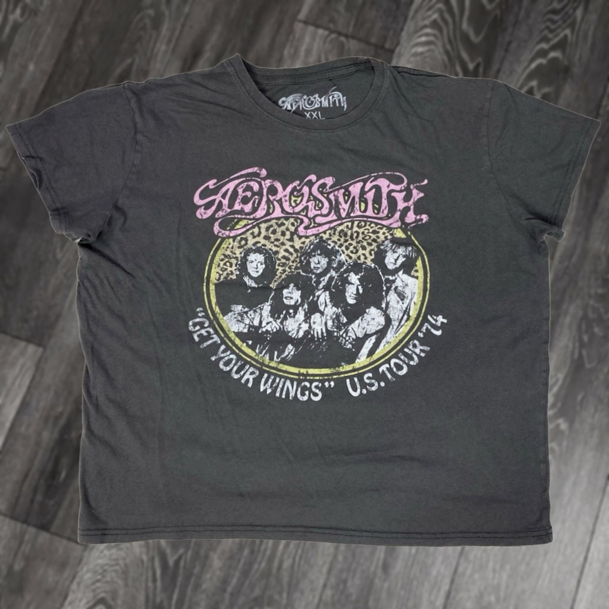 Aerosmith VINTAGE Aerosmith Get Your Wings US Tour 74 Graphic T-shirt Women 2XL Gray Music Shirt Mens Girls Sportsive Size XXL / US 16-18 / IT 52-54 - 1 Thumbnail