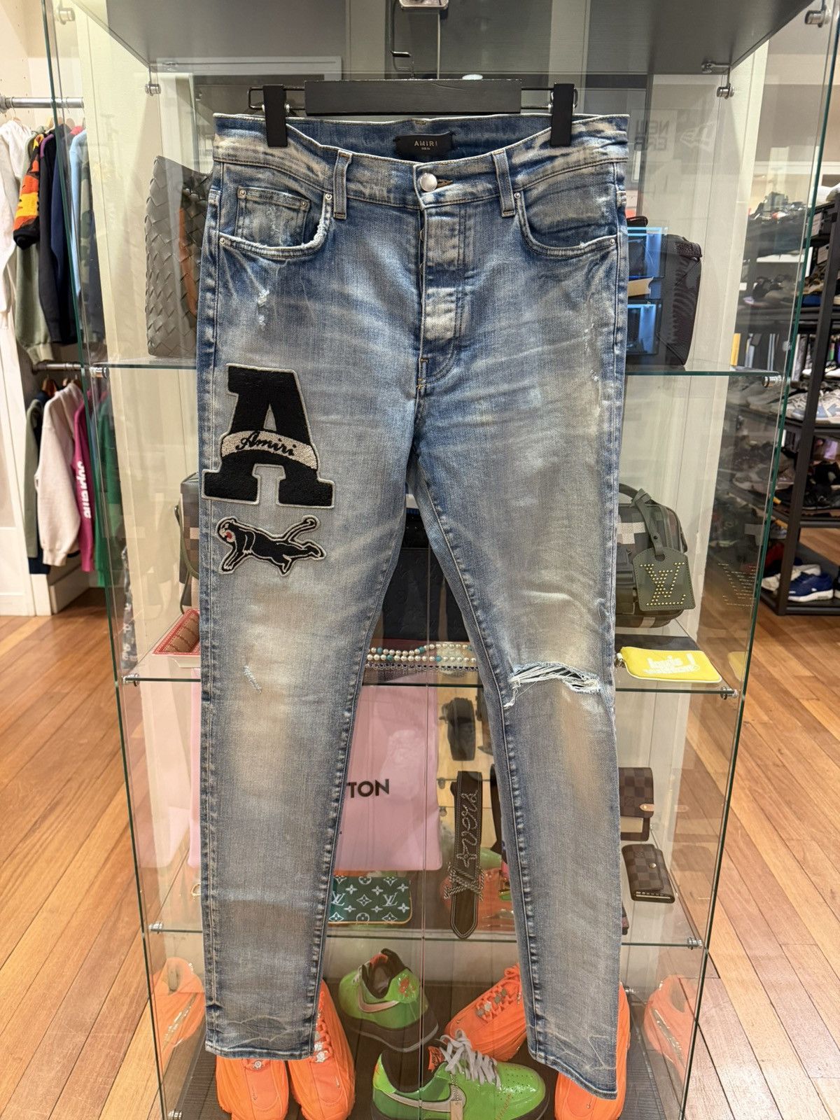 Amiri Amiri Varsity A-Patch Denim Jeans - Indigo Wash Size US 34 / EU 50 - 1 Thumbnail