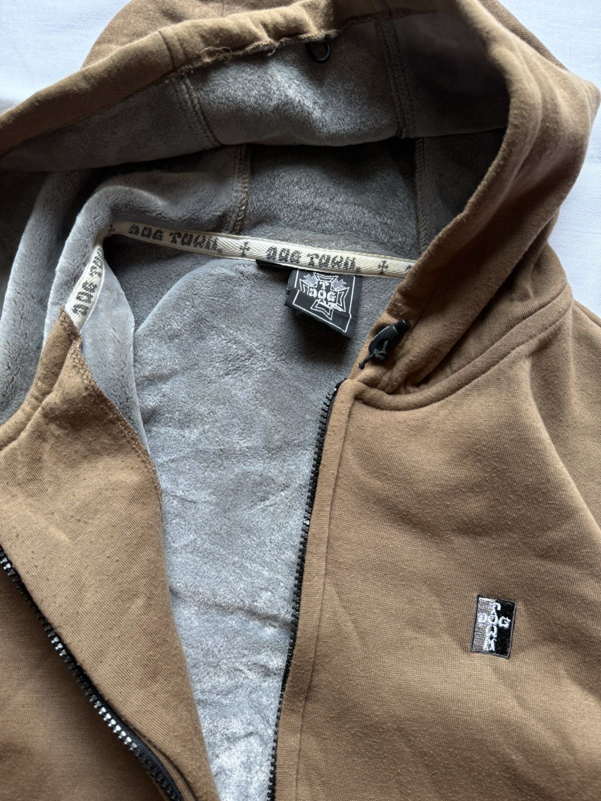 Dogtown × Vintage Dog Town hoodie Size US L / EU 52-54 / 3 - 4 Thumbnail