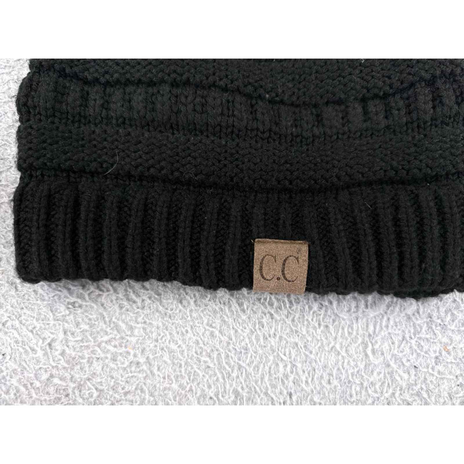 Vintage CC Beanie Toque Womens One Size Black 100% Acrylic Knit Ski Camping Warm Size ONE SIZE - 2 Thumbnail