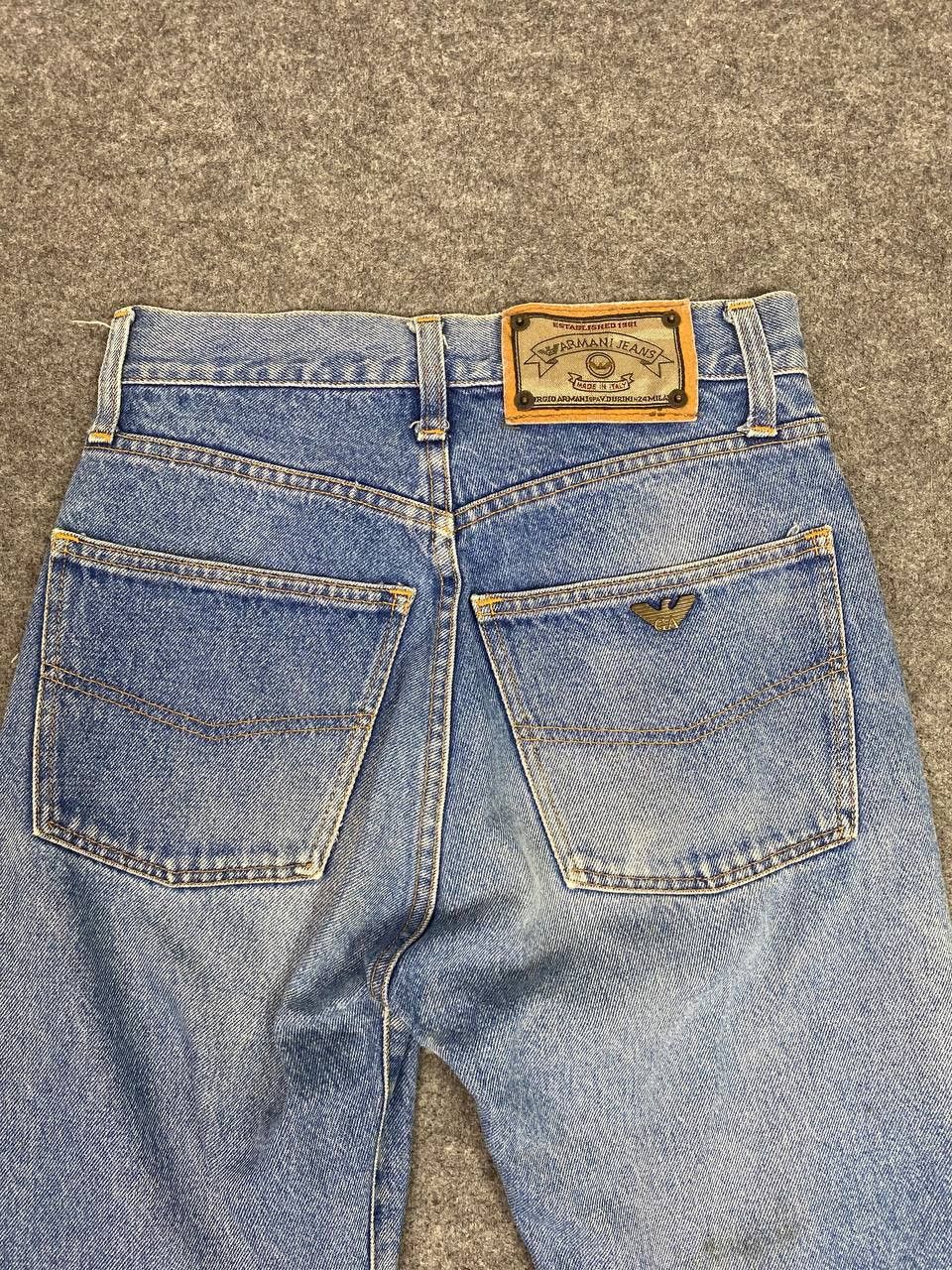 Armani vintage armani jeans made in italy nice design Size US 28 / EU 44 - 3 Thumbnail