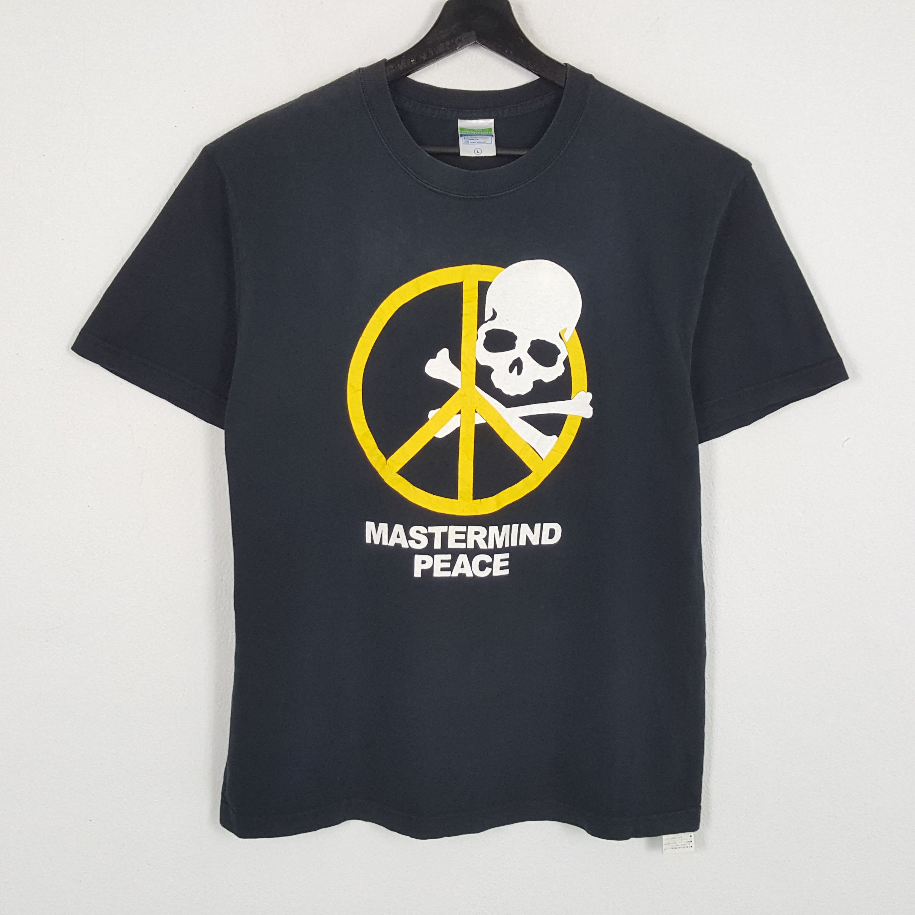 MASTERMIND PEACE JAPAN Tshirt Skulls Design Japanese Brand