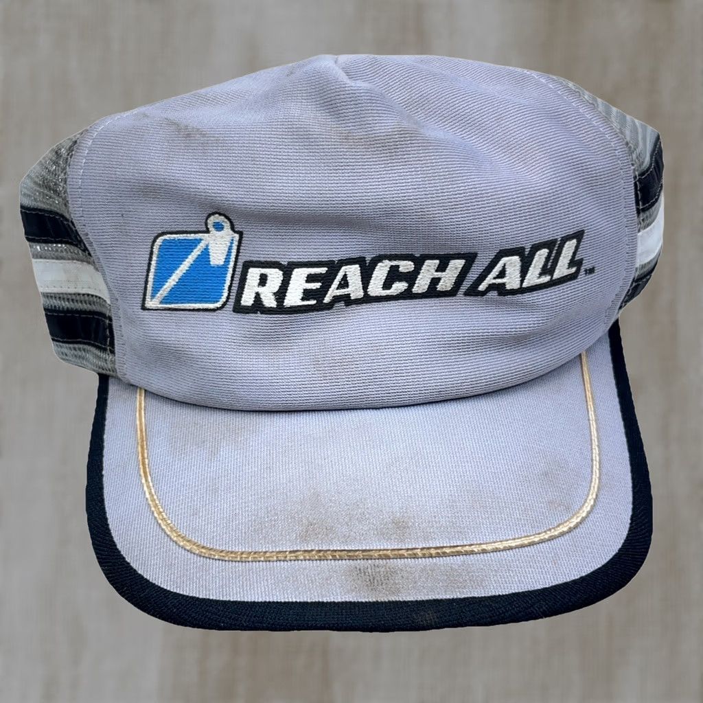 Vintage VINTAGE Trucker Hat USA 80s 90s Gray Black Puffy V Reach Size ONE SIZE - 1 Thumbnail