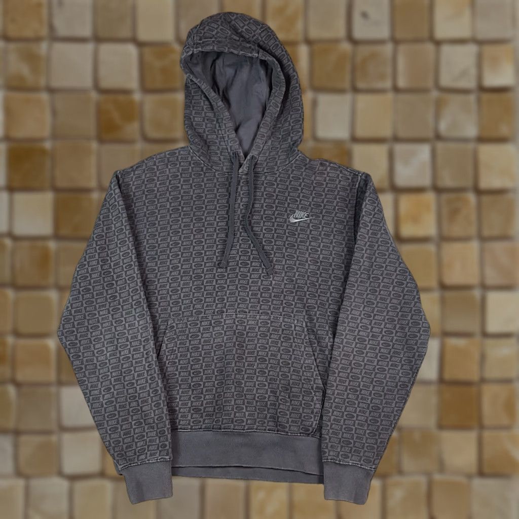 Nike VINTAGE Nike All Over Print AOP Swoosh Logo Gray Size M Pullover Sweatshirt Hoodie Crewneck Men Nike Sportswear Size US M / EU 48-50 / 2 - 1 Thumbnail