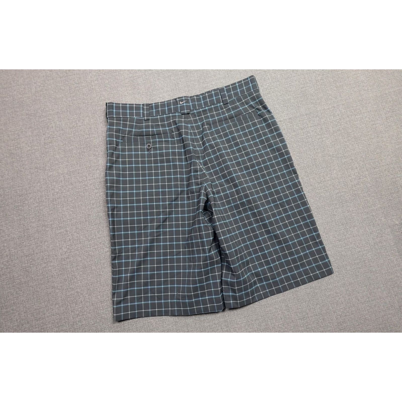 Nike Nike Golf Shorts Mens 34 Gray Plaid Microfiber Performance Chino Stretch NWT Size US 34 / EU 50 - 2 Thumbnail