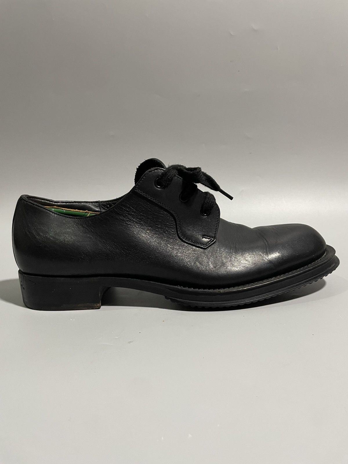 Prada Mens Welt-Sewn Black Leather Lace Up Derby Shoes