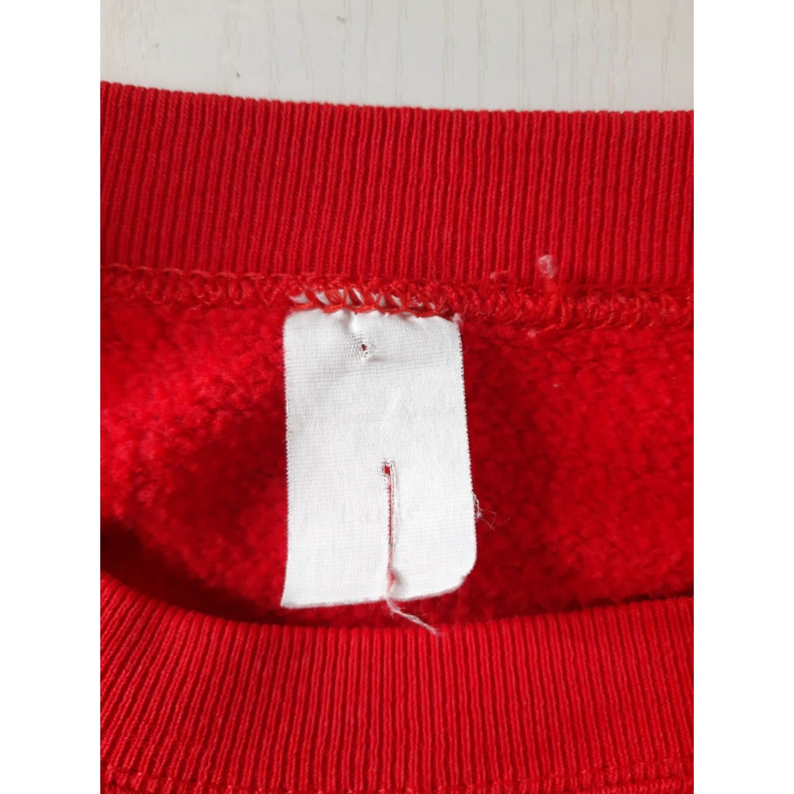 Vintage VINTAGE Unbranded Sweatshirt Red Raglan Crewneck Women Size M Crew Sweatshirt Size M / US 6-8 / IT 42-44 - 2 Thumbnail