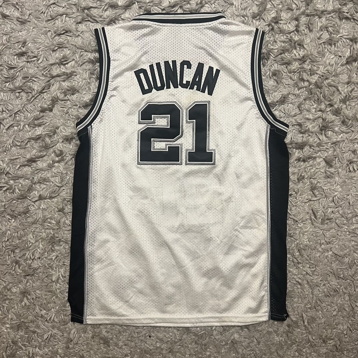 Adidas Adidas Tim Duncan San Antonio Los Spurs Latin Night Jersey Size US XXL / EU 58 / 5 - 2 Thumbnail