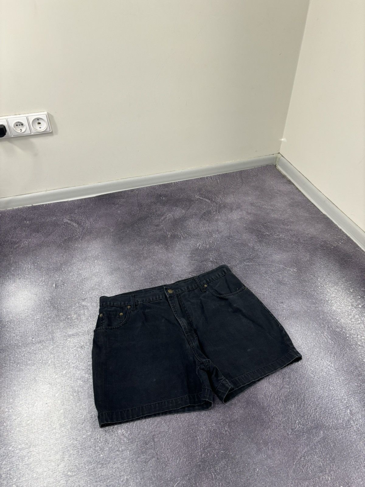 Levi's Vintage Levi’s 501 Y2K Hype Black Denim Shorts Jorts Size US 36 / EU 52 - 8 Thumbnail