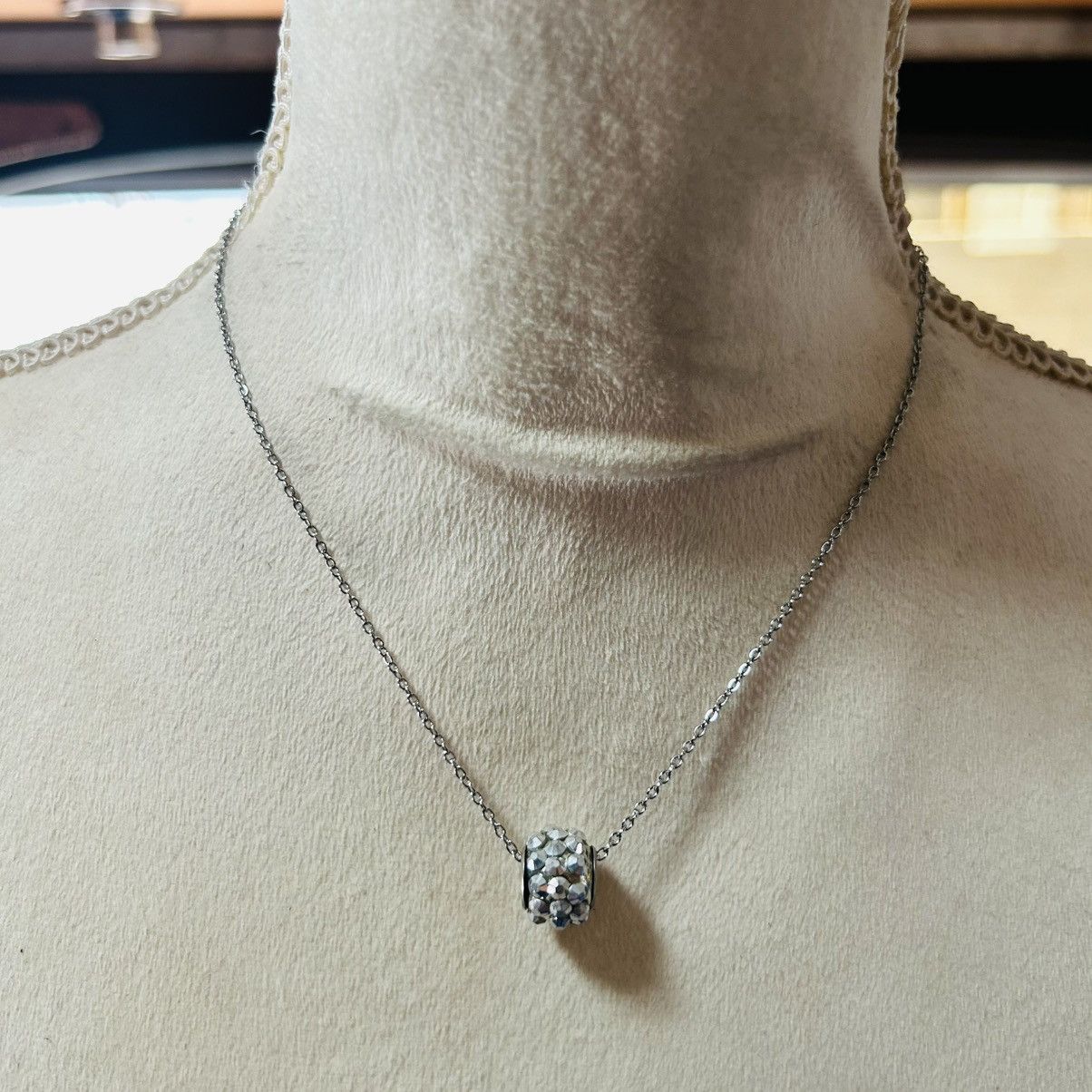 Handmade Handcrafted silver crystal charm slider on chain necklace Size ONE SIZE - 2 Thumbnail
