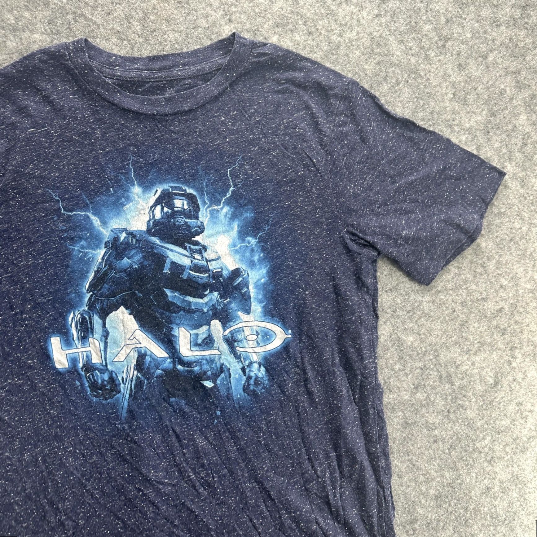 Vintage Halo Shirt Mens XL Blue Graphic Tee Xbox Master Chief Video Game Cotton Size US XL / EU 56 / 4 - 3 Thumbnail