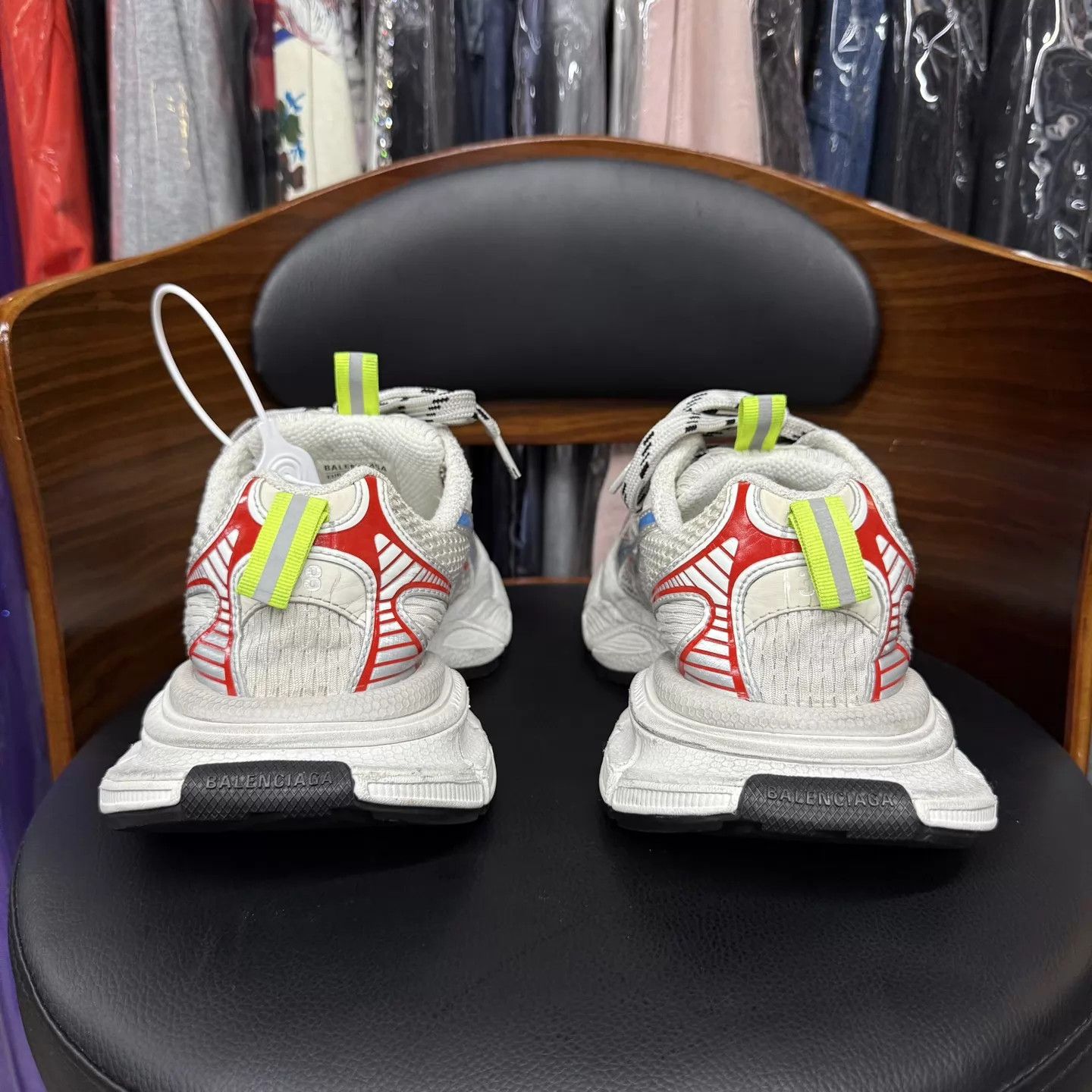 Balenciaga Balenciaga 3XL White/Red/Blue Distressed 38 98 New Size US 7.5 / IT 37.5 - 3 Thumbnail