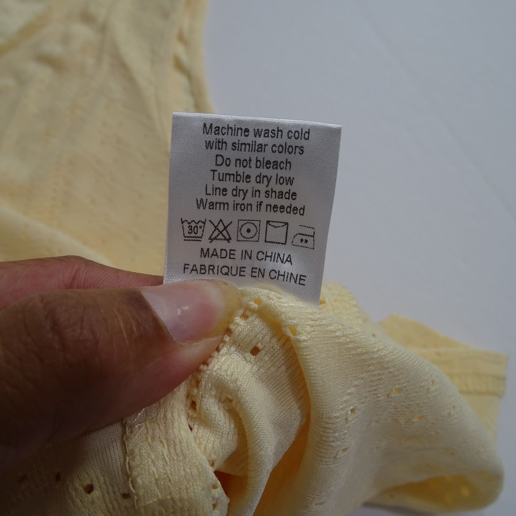 Other Yellow Sleeveless Eyelet Muscle Tank Top See Thru Size XL Size XL / US 12-14 / IT 48-50 - 6 Thumbnail