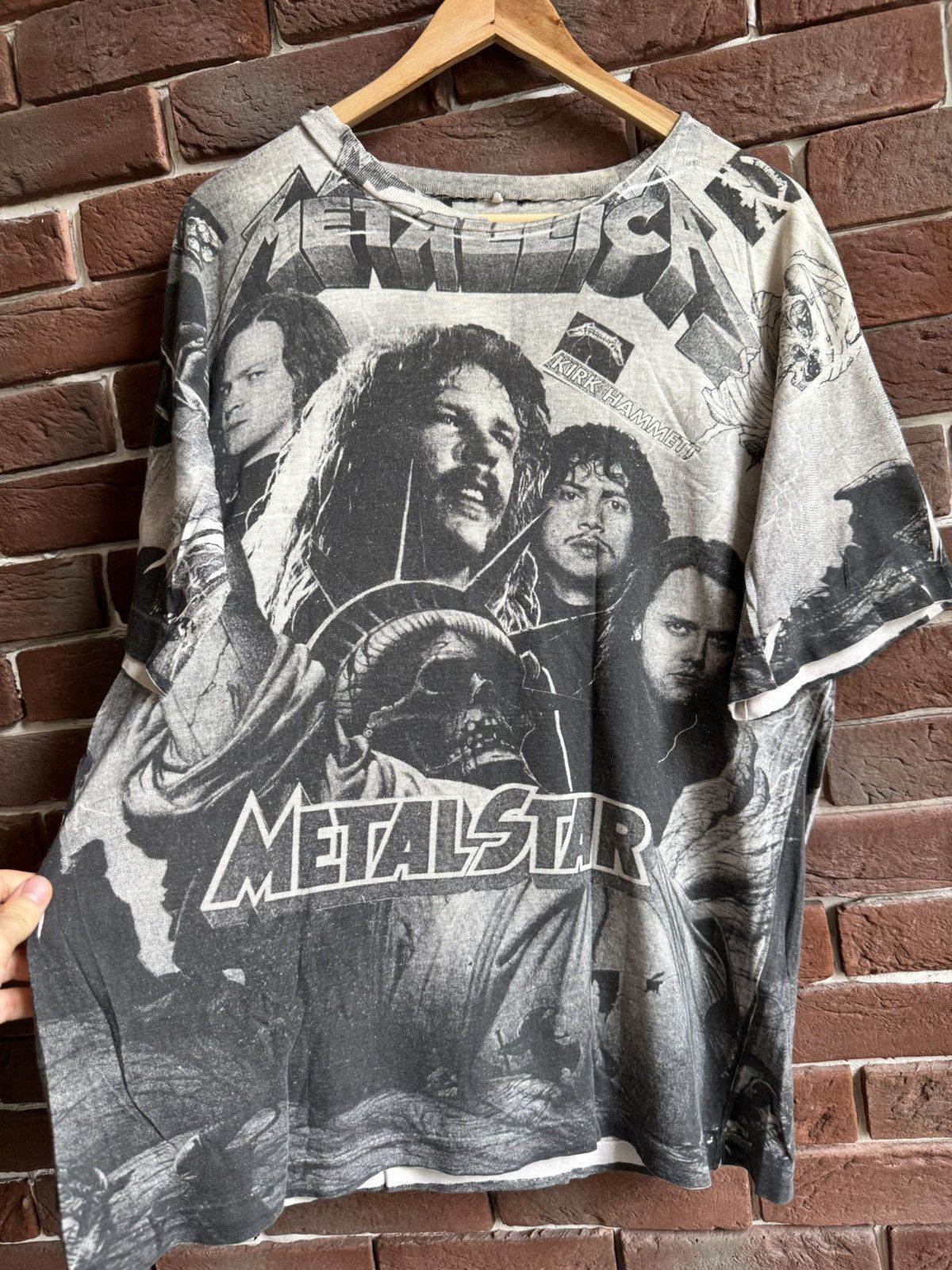 Band Tees Metallica Heavy Metal Band 90s Vintage T-Shirt Faded L Black Size US L / EU 52-54 / 3 - 4 Thumbnail