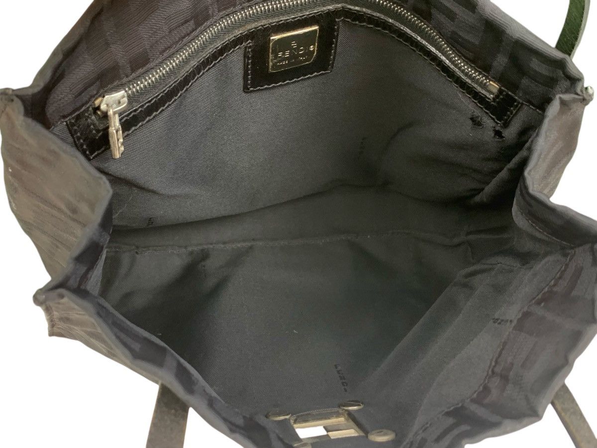 Fendi Authentic vintage Fendi zucca tote bag black nylon. Size ONE SIZE - 15 Thumbnail