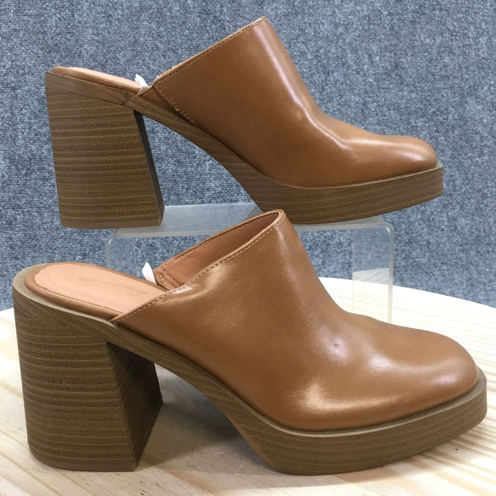 Vintage Universal Thread Womens Heel Platform Shoe Brown Faux Leather Shoes Size US 10 / IT 40 - 2 Thumbnail